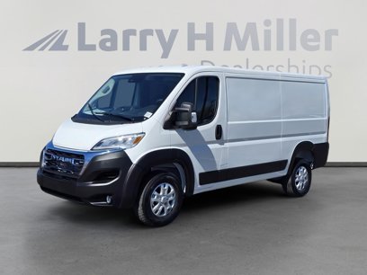 New 2025 RAM ProMaster 1500 w/ Quick Order Package 22G SLT