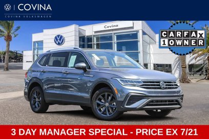 Used 2024 Volkswagen Tiguan SE w/ Panoramic Sunroof Package