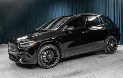 New 2025 Mercedes-Benz GLA 35 AMG 4MATIC
