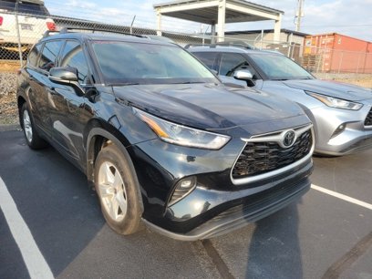 Used 2021 Toyota Highlander LE