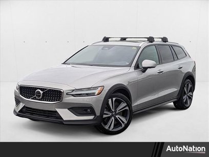 Used 2023 Volvo V60 B5 Cross Country Plus