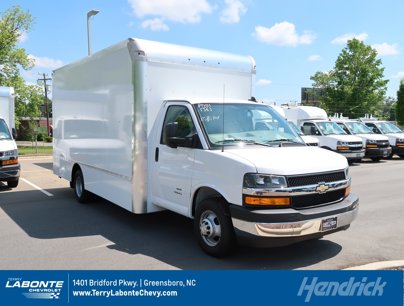 New 2023 Chevrolet Express 4500 Extended w/ Power Convenience Package