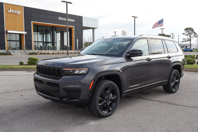 New 2025 Jeep Grand Cherokee L Altitude w/ Trailer Tow Package