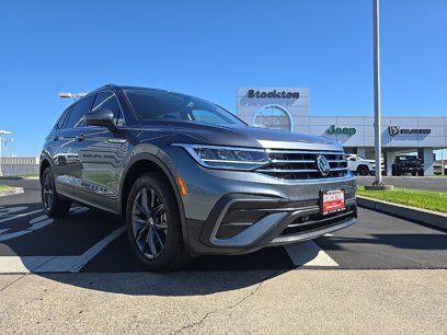 Used 2022 Volkswagen Tiguan SE