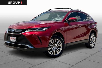 Used 2022 Toyota Venza XLE