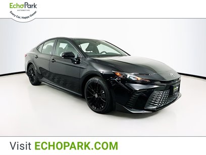 Used 2025 Toyota Camry SE