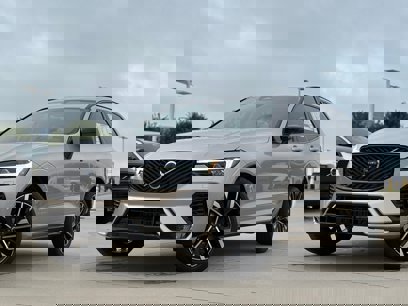 New 2026 Volvo XC60 B5 Ultra w/ Protection Package Premier