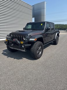 Used 2024 Jeep Gladiator Mojave w/ Convenience Group