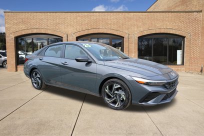New 2025 Hyundai Elantra Sport