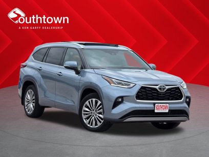 Used 2022 Toyota Highlander Platinum