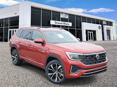 New 2025 Volkswagen Atlas SEL Premium R-Line