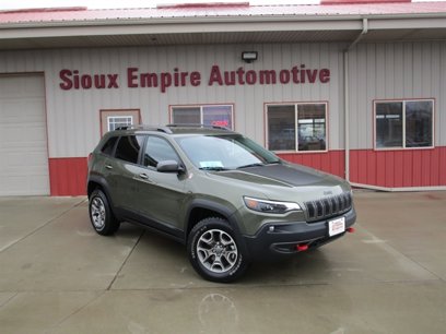 Used 2021 Jeep Cherokee Trailhawk