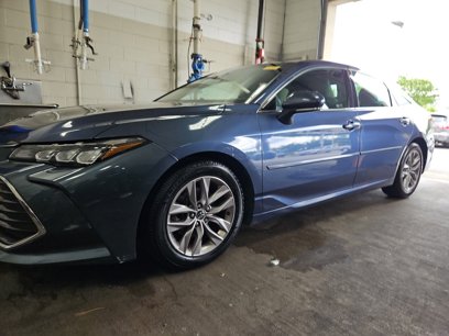 Used 2019 Toyota Avalon XLE