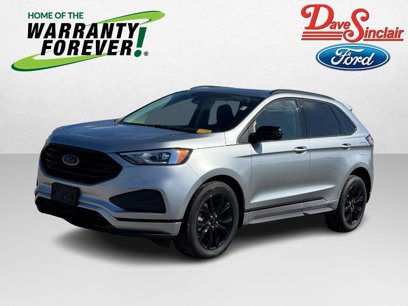 Used 2022 Ford Edge SE w/ Black Appearance Package
