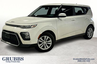 Used 2022 Kia Soul LX