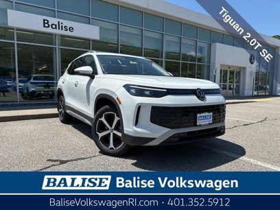 New 2025 Volkswagen Tiguan SE