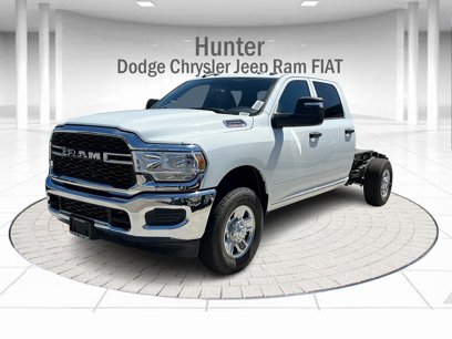 New 2024 RAM 3500 Tradesman w/ Chrome Appearance Group