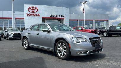 Used 2018 Chrysler 300 Limited w/ Safetytec Plus Group