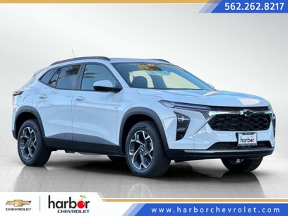New 2025 Chevrolet Trax LT w/ Driver Confidence Package