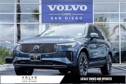 New 2025 Volvo XC90 B6 Plus w/ Protection Package Premier
