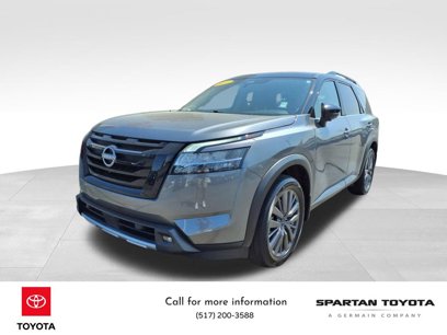 Used 2023 Nissan Pathfinder SL w/ SL Premium Package