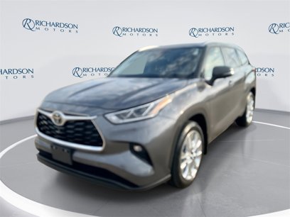 Used 2023 Toyota Highlander L
