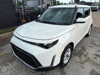 Used 2025 Kia Soul LX w/ LX Technology Package