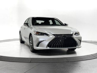New 2025 Lexus ES 350 w/ Luxury Package