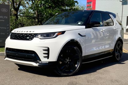 New 2025 Land Rover Discovery Dynamic SE