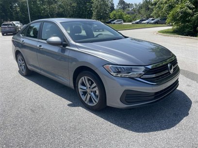 Used 2024 Volkswagen Jetta SE