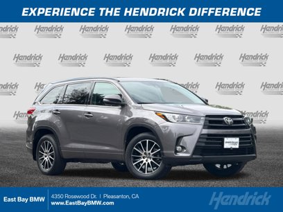 Used 2017 Toyota Highlander SE
