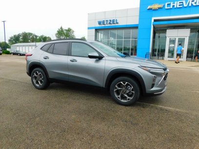 New 2025 Chevrolet Trax LT w/ Driver Confidence Package