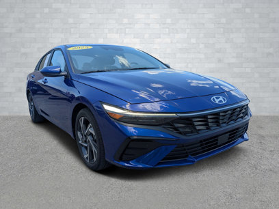 Used 2025 Hyundai Elantra SEL