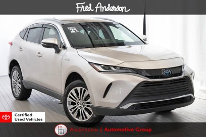 Used 2021 Toyota Venza XLE w/ Softex Package