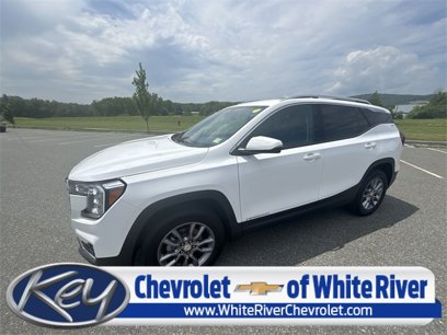 Used 2024 GMC Terrain SLT