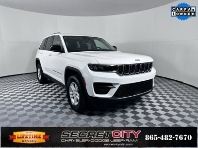 Used 2023 Jeep Grand Cherokee Laredo w/ Luxury Tech Group I