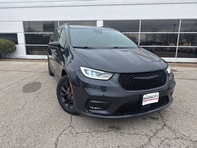 Used 2021 Chrysler Pacifica Touring-L w/ S Appearance Package