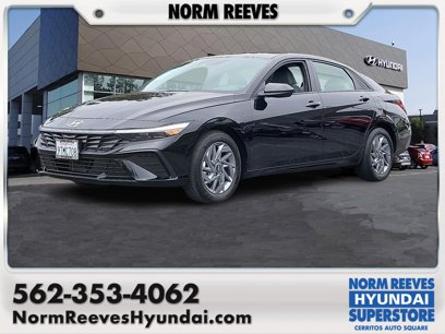 Certified 2025 Hyundai Elantra Blue w/ Cargo Package