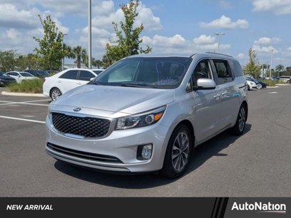 Used 2017 Kia Sedona SX
