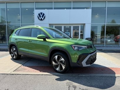 Used 2025 Volkswagen Taos SE