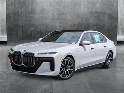 New 2025 BMW 750e xDrive