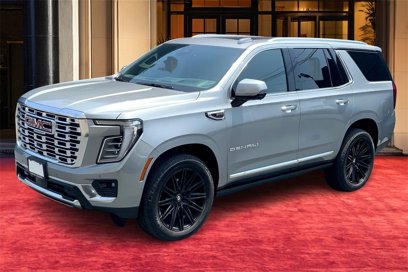 Used 2025 GMC Yukon Denali w/ Sun & Power Step Package
