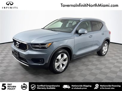 Used 2021 Volvo XC40 T5 Momentum