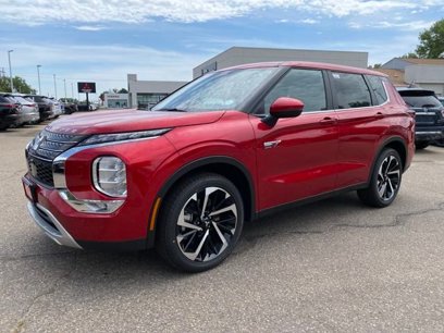 New 2025 Mitsubishi Outlander 4WD Plug-In Hybrid