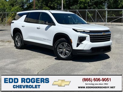 New 2025 Chevrolet Traverse LT w/ Driver Confidence Package