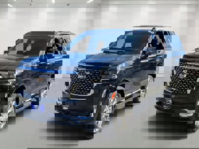 Used 2023 Cadillac Escalade Premium Luxury
