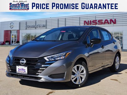 New 2025 Nissan Versa S w/ Trunk Package