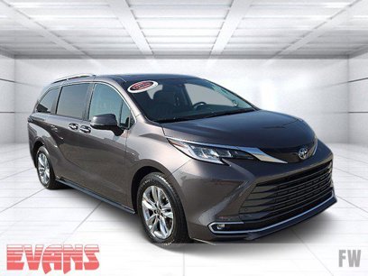 Certified 2022 Toyota Sienna Limited