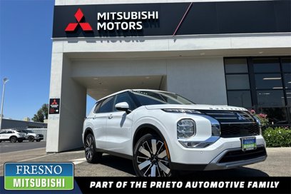 New 2025 Mitsubishi Outlander SE