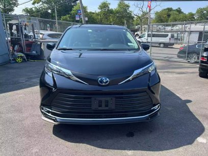 Used 2024 Toyota Sienna XLE